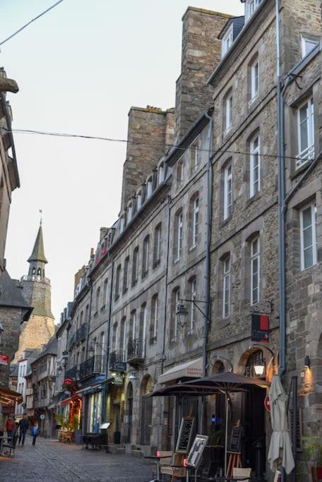 Les Remparts De Dinan . F3 Intramuros. Avec Wifi Eksteriør bilde