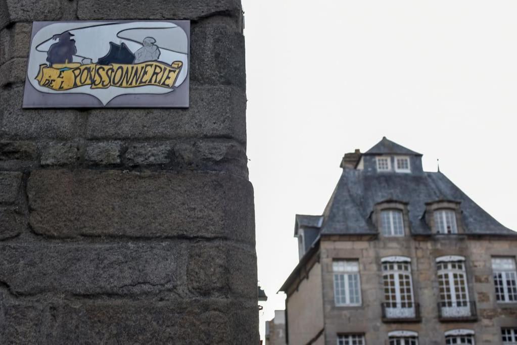 Les Remparts De Dinan . F3 Intramuros. Avec Wifi Eksteriør bilde